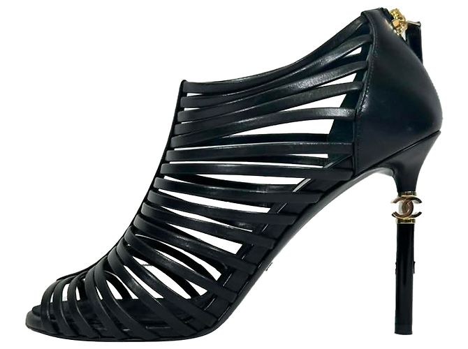 Timeless Sandali con tacco Chanel CC in pelle nera Nero - vista 2