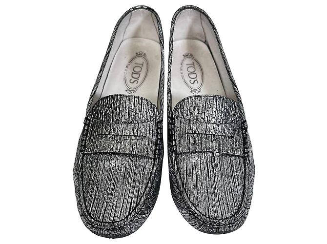 Mocassini Tod's in pelle argentata con accenti metallici Argento - vista 5