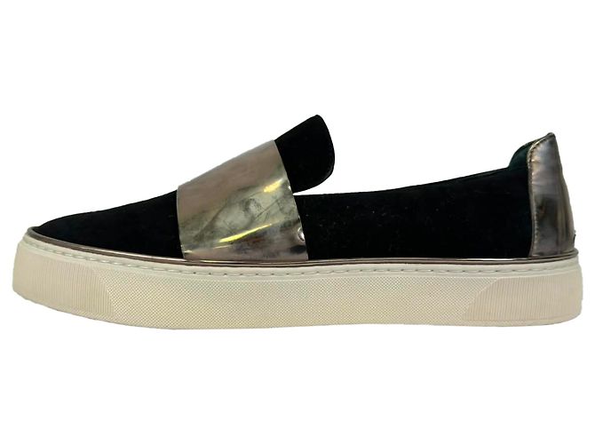 Stuart Weitzman Slip On Sneaker aus schwarzem Samt - Ansicht 4