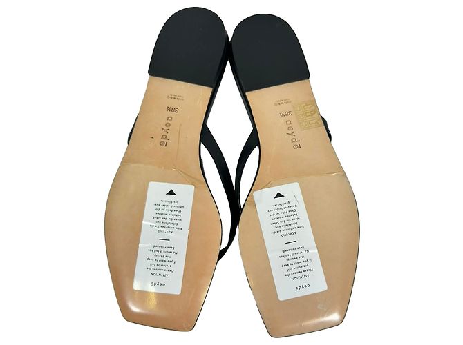 Aeyde Square-Toe Thong Slide Flat Sandals in Black Leather - view 8
