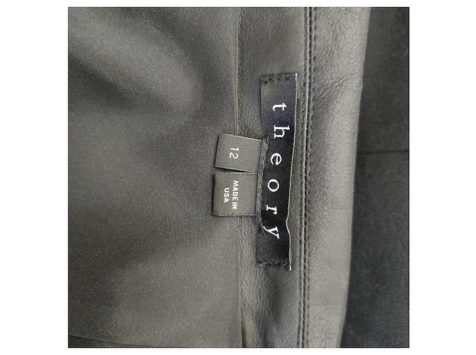 Blazer smoking Theory Leandria com acabamento em couro em viscose preta - vista 4
