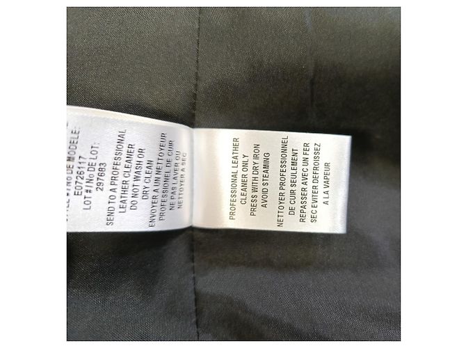 Blazer smoking Theory Leandria com acabamento em couro em viscose preta - vista 7