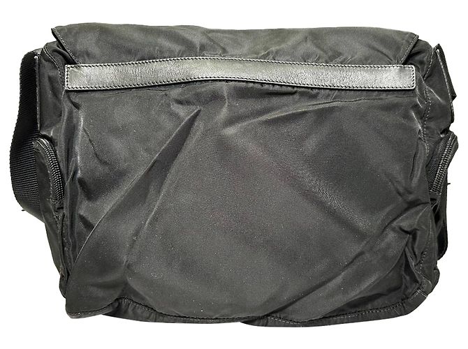 Borsa a tracolla Prada Tessuto in nylon nero - vista 2