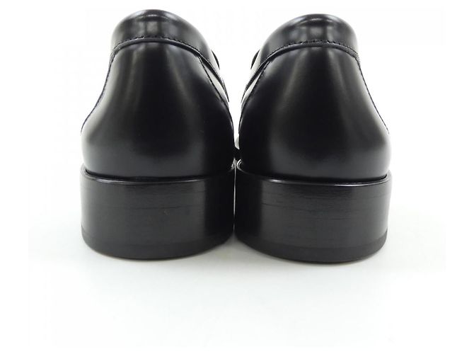 Timeless Scarpe in pelle di vitello e metallo Chanel G45155B14003 Nero Bianco - vista 5