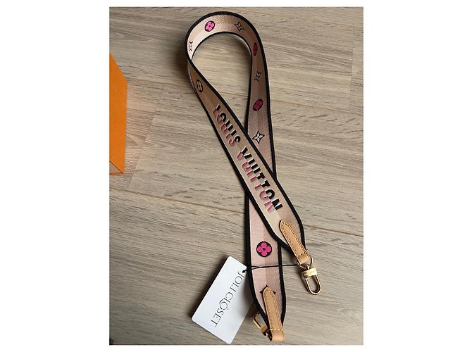 Tracolla Louis Vuitton Monogram Rose in Tela Rosa Beige Monogramma - vista 3