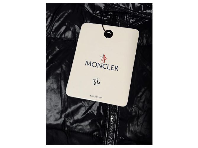 Moncler Olargues Chaqueta Acolchada con Capucha Negra Talla 3 XL - vista 2