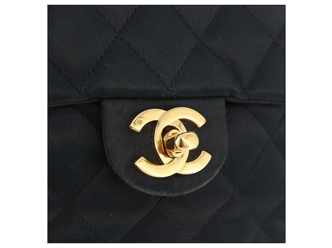 CHANEL Mini Matelasse 17 Chain Shoulder Bag Satin Black Gold CC Auth 182739SAV Nero D'oro - vista 17