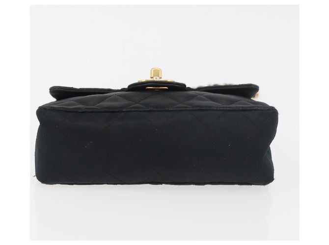 CHANEL Mini Matelasse 17 Chain Shoulder Bag Satin Black Gold CC Auth 182739SAV Nero D'oro - vista 5