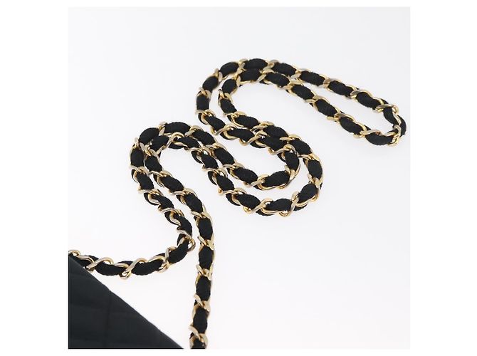 CHANEL Mini Matelasse 17 Chain Shoulder Bag Satin Black Gold CC Auth 182739SAV Nero D'oro - vista 7