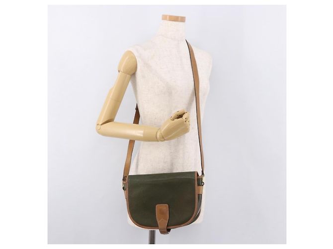 Céline Borsa a Spalla CELINE in Pelle Verde Oro Auth 183117 D'oro - vista 24
