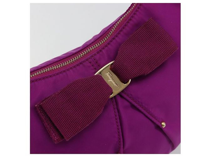 Borsa a tracolla Salvatore Ferragamo Vala in nylon viola e oro Autentica 182996A D'oro Porpora - vista 17