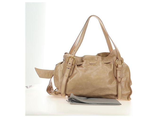 Borsa a Spalla Miu Miu in Pelle Beige Oro Auth yk20471SAM D'oro - vista 12