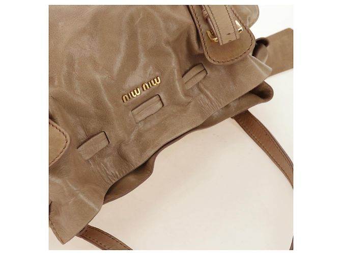 Borsa a Spalla Miu Miu in Pelle Beige Oro Auth yk20471SAM D'oro - vista 6