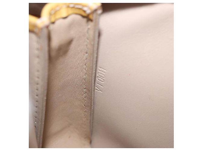 LOUIS VUITTON Monogram Vernis Lexington Pouch Beige M91010 LV Auth 184312 - vista 12