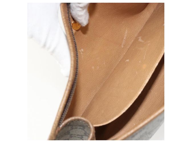Clutch GUCCI GG Plus Supreme PVC Beige Oro Auth 184487 D'oro - vista 12