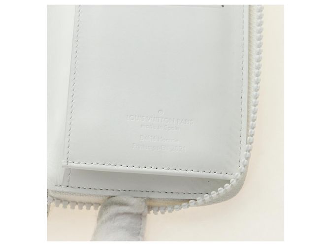 LOUIS VUITTON Taurillon Zippy Wallet Vertical LV Friend M80337 LV Auth 182719M Bianco - vista 22
