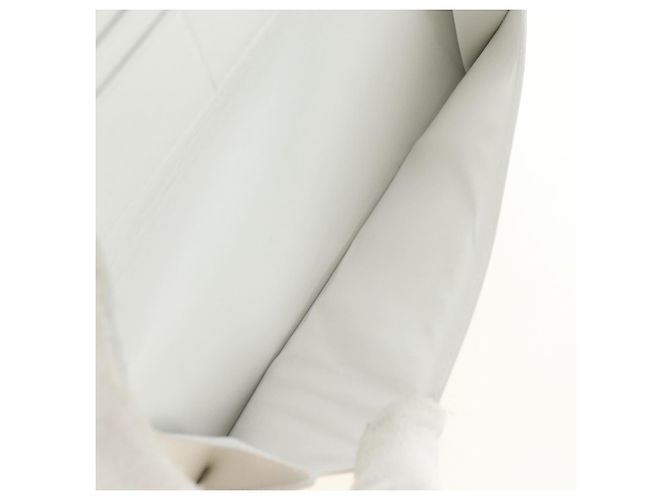 LOUIS VUITTON Taurillon Zippy Wallet Vertical LV Friend M80337 LV Auth 182719M Bianco - vista 24