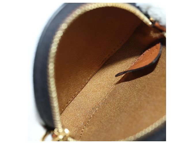 Céline CELINE Borsa a Spalla Macadam Canvas Triomphe PVC Nero Oro Auth 181733M D'oro - vista 10