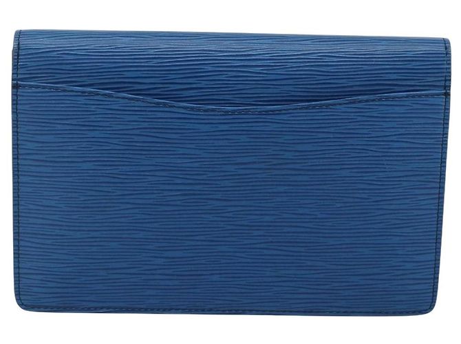 LOUIS VUITTON Epi Montaigne 23 Clutch Blu M52665 LV Auth 183602 - vista 2