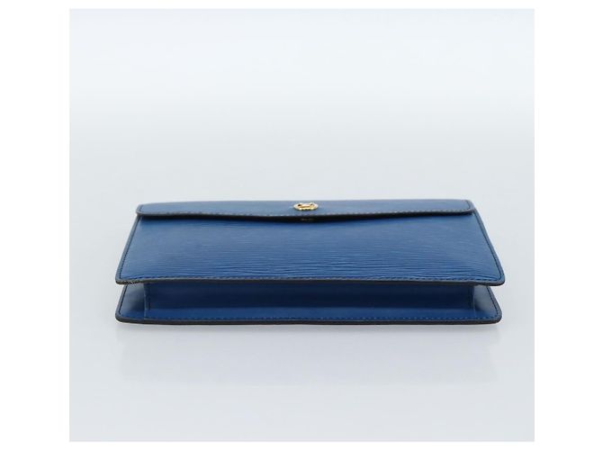 LOUIS VUITTON Epi Montaigne 23 Clutch Blu M52665 LV Auth 183602 - vista 6