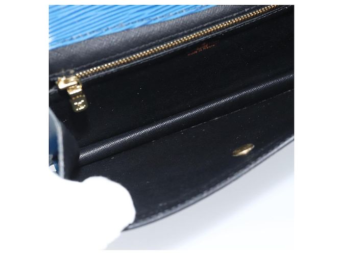 LOUIS VUITTON Epi Montaigne 23 Clutch Blu M52665 LV Auth 183602 - vista 8