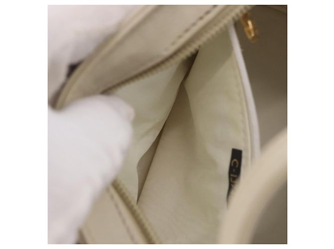 Borsa FENDI in pelle 2way Beige Oro Auth 183874 D'oro - vista 26