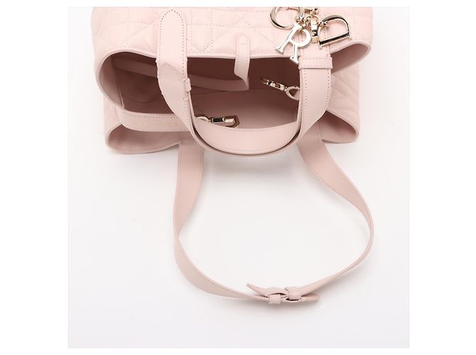 Dior Borsa Tote Toujours Medium in pelle di vitello Macrocannage Rosa - vista 5