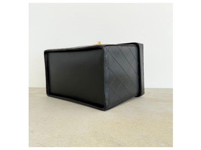 Chanel Vintage Vanity Case aus gestepptem Leder Schwarz - Ansicht 11