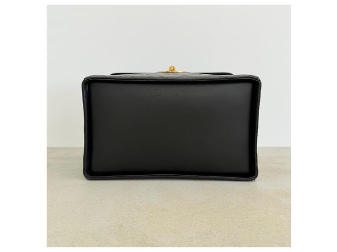 Chanel Vintage Vanity Case aus gestepptem Leder Schwarz - Ansicht 12
