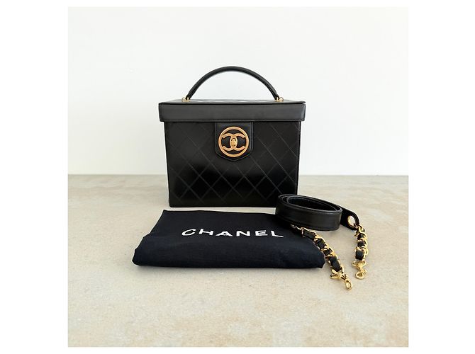 Chanel Vintage Vanity Case aus gestepptem Leder Schwarz - Ansicht 15