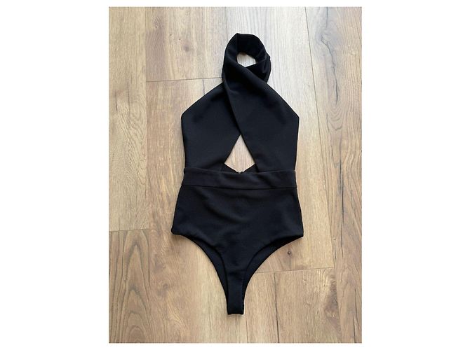 AQAQ Bodysuit mit Cut-Out Schwarz - Ansicht 11