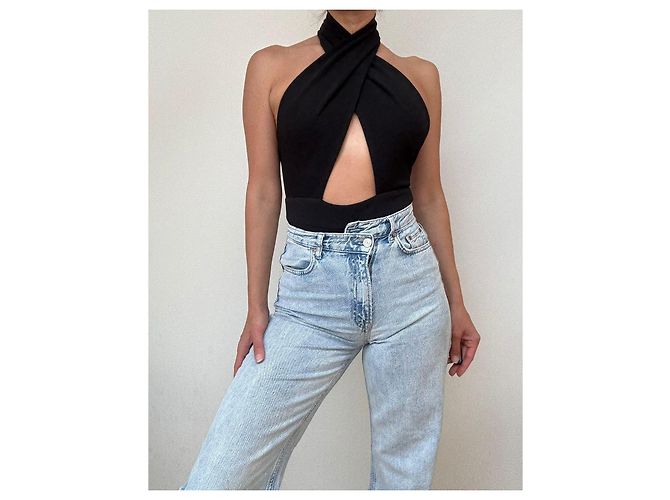 AQAQ Bodysuit mit Cut-Out Schwarz - Ansicht 4