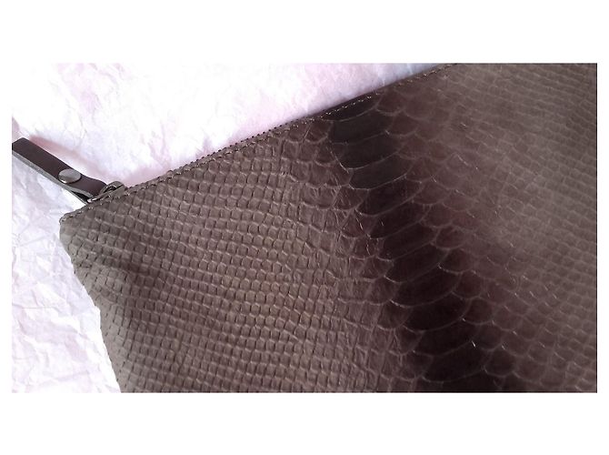 Tara Jarmon Pochette in Pelle Marrone - vista 2