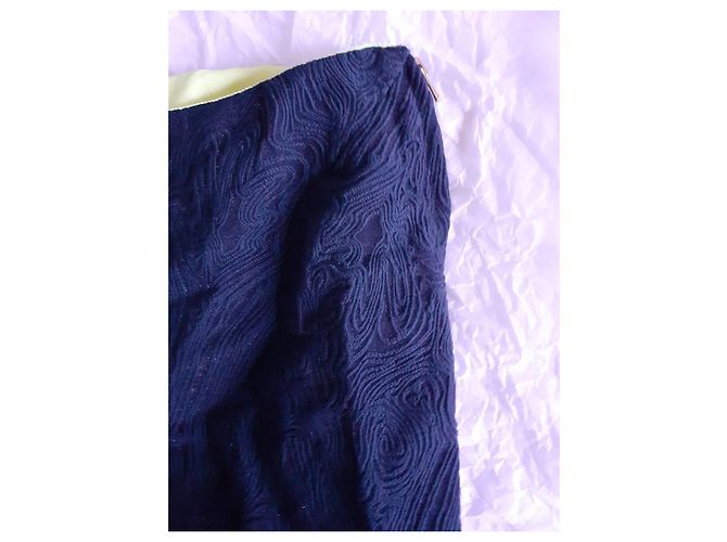 Falda Mini Maje Azul Marino Texturizada con Volante Azul oscuro - vista 2