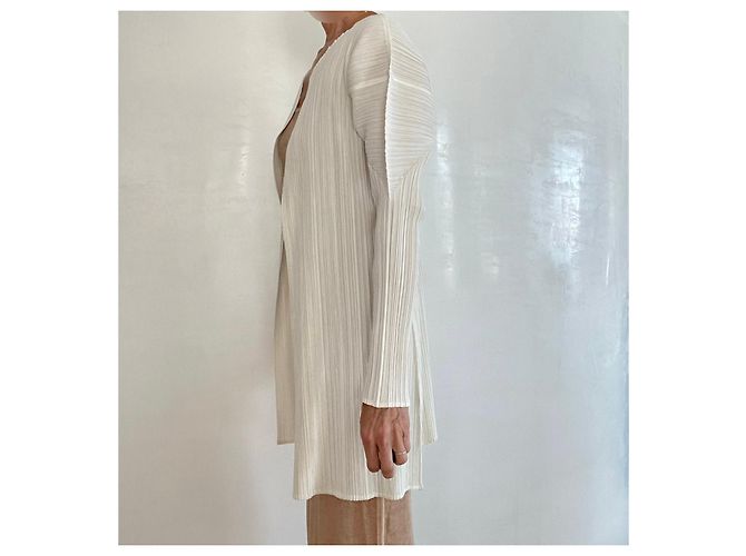 Issey Miyake Pleats Please Mid-Length Cardigan Off-White Größe 4 - Ansicht 13