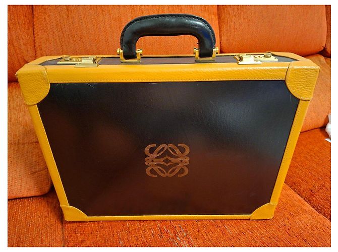 Loewe Valigetta in pelle nera e gialla Nero Giallo - vista 3