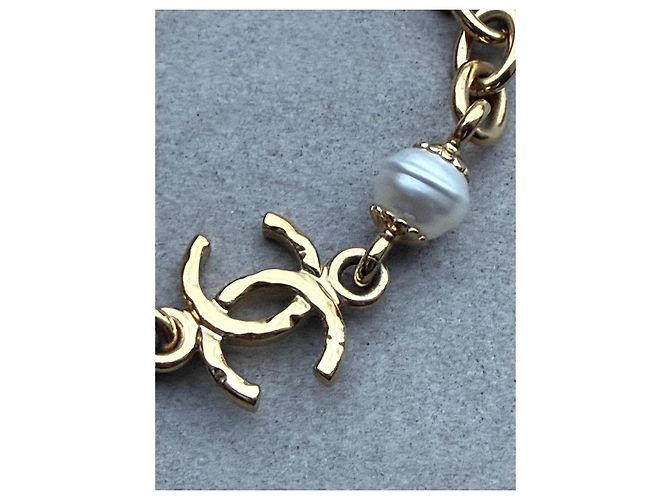 Collana Girocollo Chanel in Metallo Dorato e Perle D'oro - vista 8