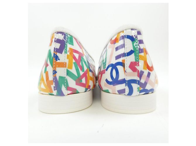 Scarpe basse in agnello vernice stampato Chanel G45387B15164 Bianco - vista 5