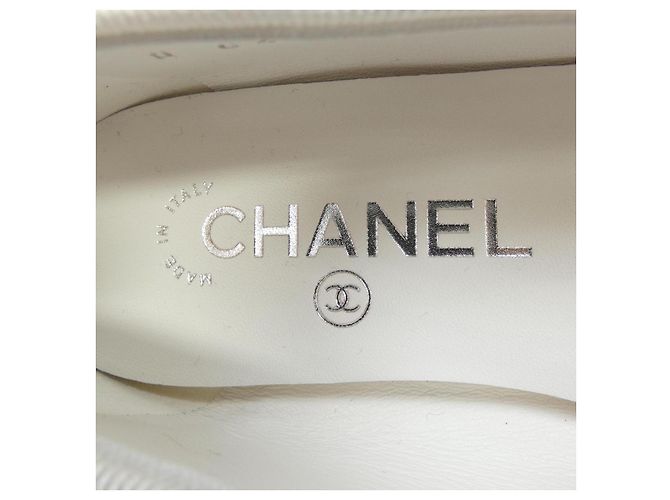 Scarpe basse in agnello vernice stampato Chanel G45387B15164 Bianco - vista 6