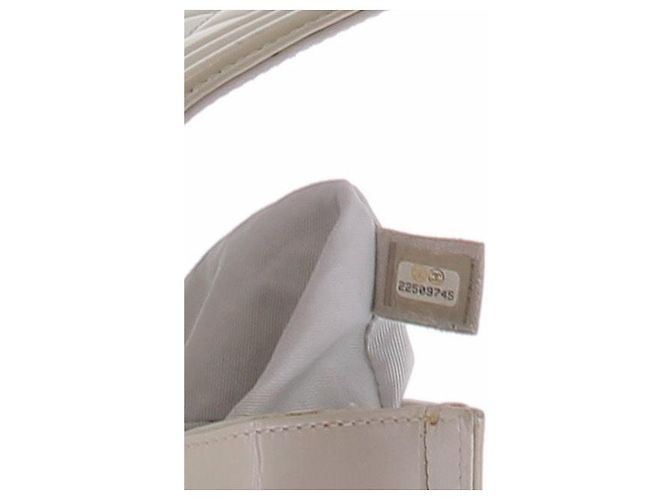 Chanel Borsa "Boy" in pelle beige - vista 8