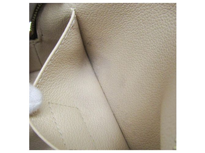 Louis Vuitton Monogram Cosmetic Pouch M47515 Castaño - vista 15