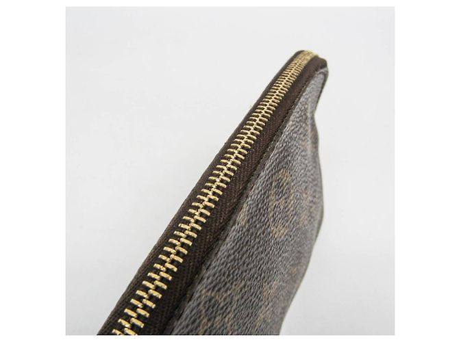 Louis Vuitton Monogram Cosmetic Pouch M47515 Castaño - vista 8