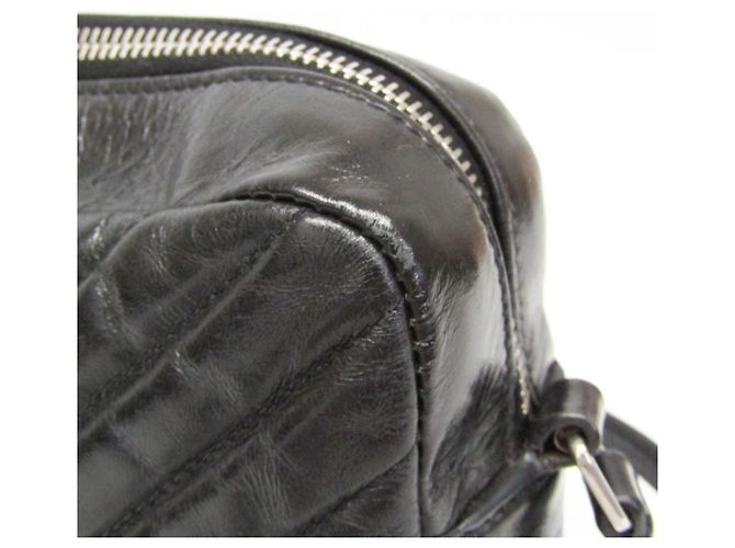 Borsa a tracolla in pelle Saint Laurent Lou V-stitch Nero - vista 7