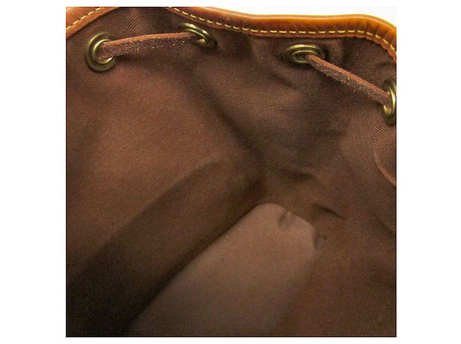 Mochila Louis Vuitton Monogram Mini Monsuri Marrom - vista 16