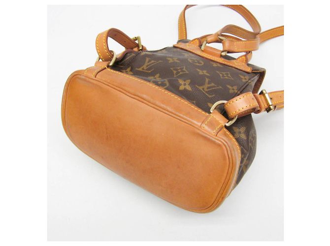 Mochila Louis Vuitton Monogram Mini Monsuri Marrom - vista 4