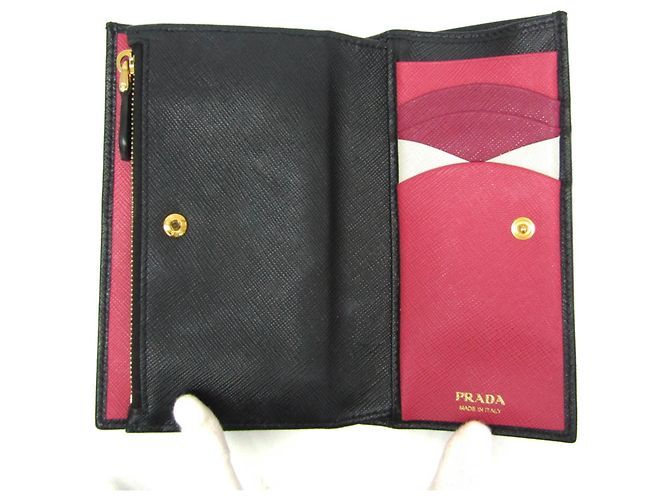 Cartera media de cuero Prada Saffiano Triangle 1ML009 para mujer Negro - vista 4