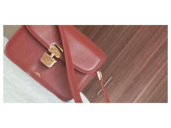 Apc Bolso bandolera A.P.C. Grace cuero burdeos - vista 2