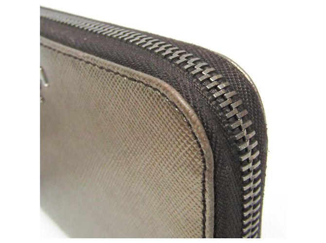 Prada Saffiano Metal Round Zip Wallet Golden - Ansicht 8