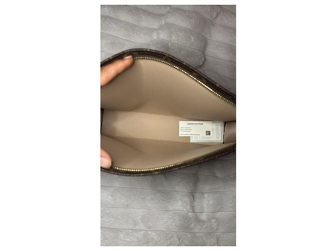 Louis Vuitton Pochette Monogram Toiletry Pouch 26 Marrone Monogramma - vista 5