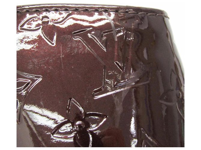 Borsa Tote Louis Vuitton Monogram Vernis Avalon MM in Amarante Bordò - vista 14